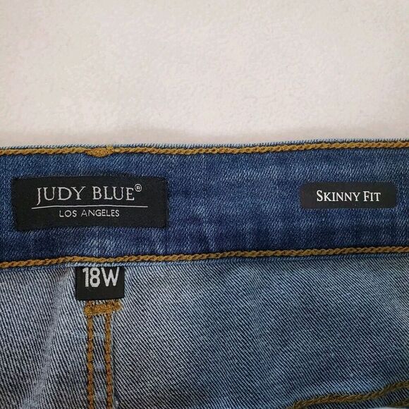 Judy Blue Jeans Womens 18W Leopard Print Patches Skinny Fit Distressed JB8265MD - Picture 5 of 10